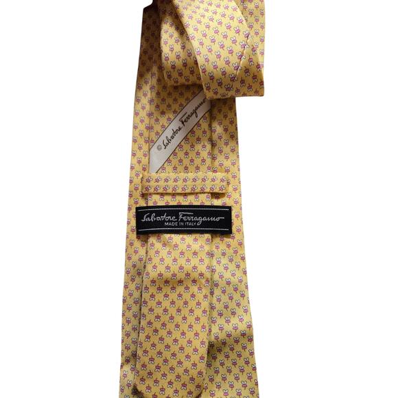 Salvatore Ferragamo yellow patterned tie - Picture 2 of 2